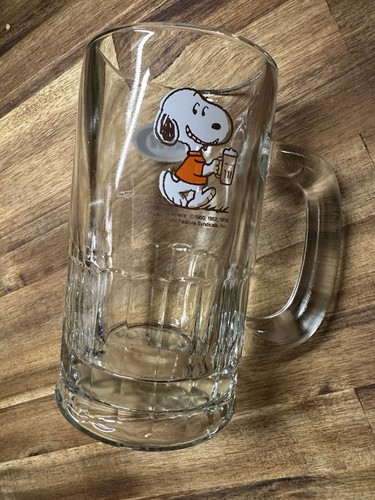 Vintage a w - a&w, snoopy